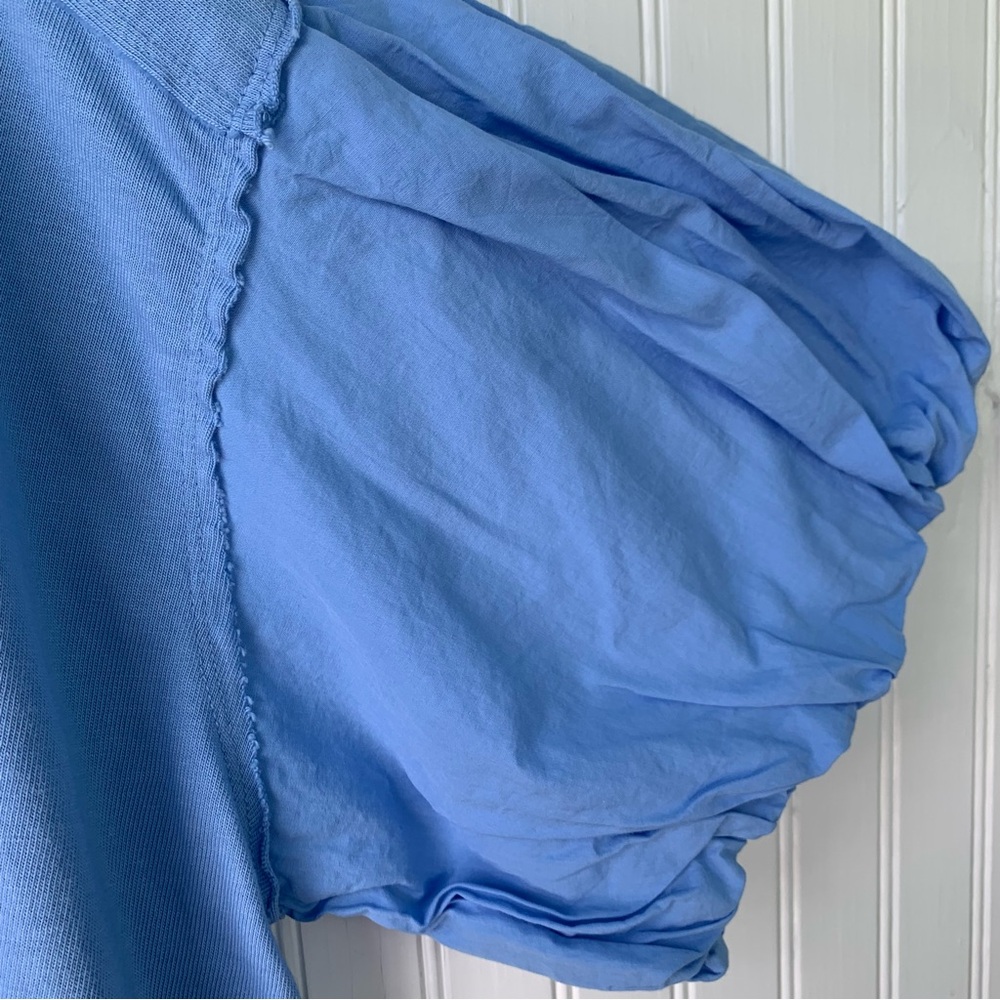 We The Free (S) Sky Blue w/balloon sleeves (Oversized would fit XL +) - Picture 9 of 9